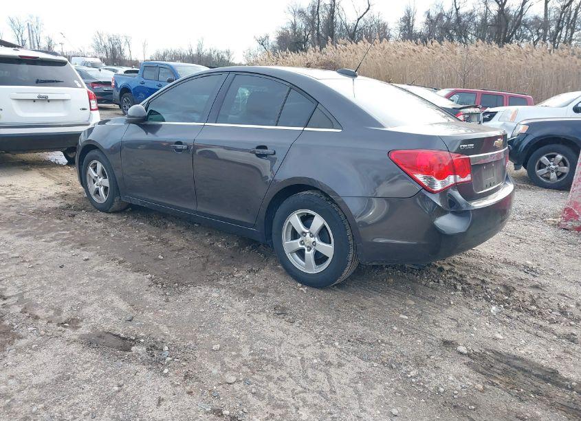 Photo 3 of 2016 Chevrolet Cruze LIMITED 1LT AUTO (VIN 1G1PE5SB8G7217298)