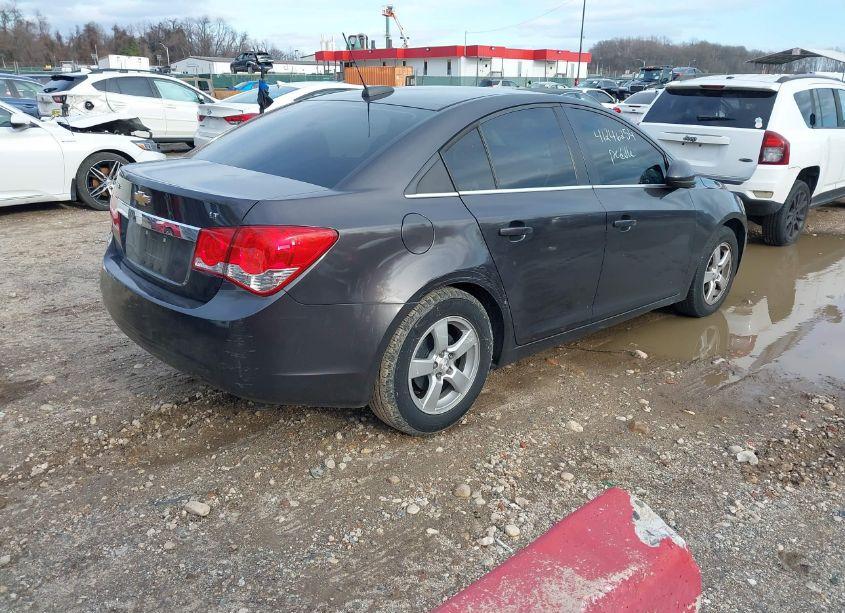 Photo 4 of 2016 Chevrolet Cruze LIMITED 1LT AUTO (VIN 1G1PE5SB8G7217298)