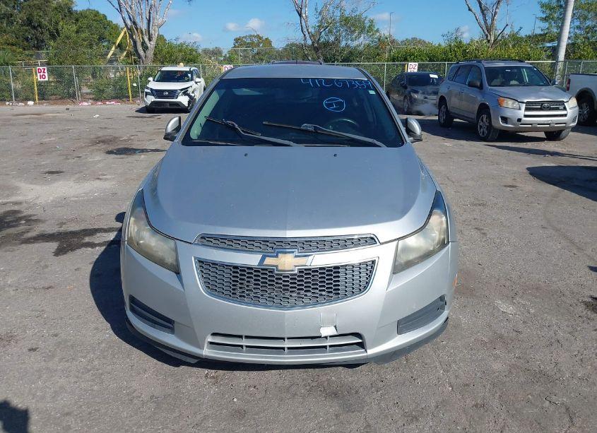 Photo 6 of 2013 Chevrolet Cruze 2LT AUTO (VIN 1G1PE5SB9D7101409)