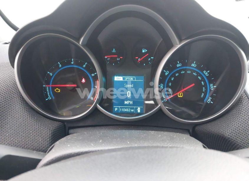 Photo 7 of 2013 Chevrolet Cruze 2LT AUTO (VIN 1G1PE5SB9D7142915)