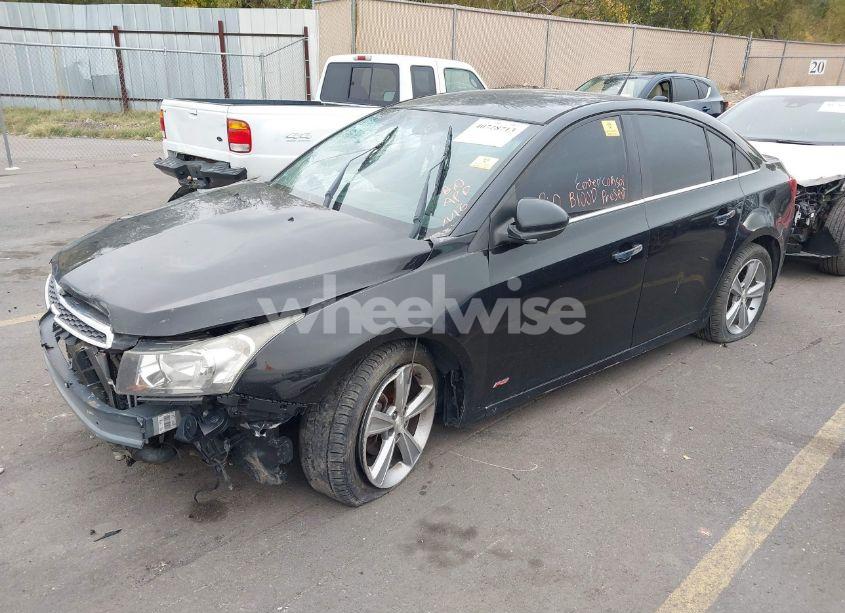 Photo 2 of 2013 Chevrolet Cruze 2LT AUTO (VIN 1G1PE5SB9D7178250)