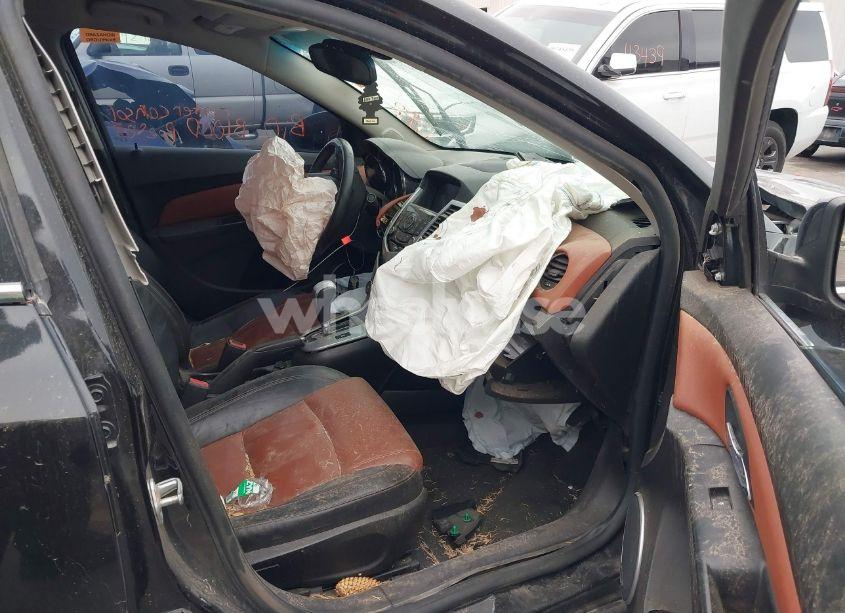 Photo 5 of 2013 Chevrolet Cruze 2LT AUTO (VIN 1G1PE5SB9D7178250)