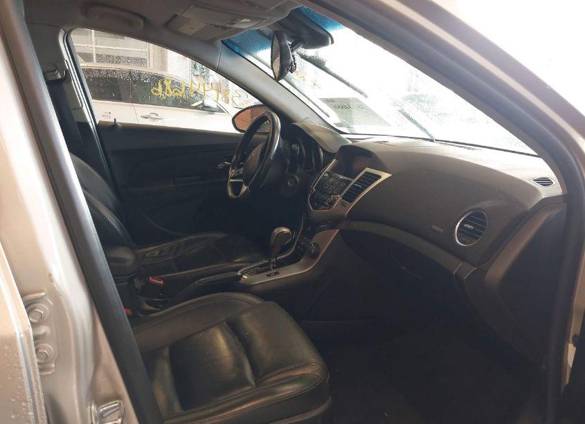 Photo 5 of 2013 Chevrolet Cruze 2LT AUTO (VIN 1G1PE5SB9D7293639)