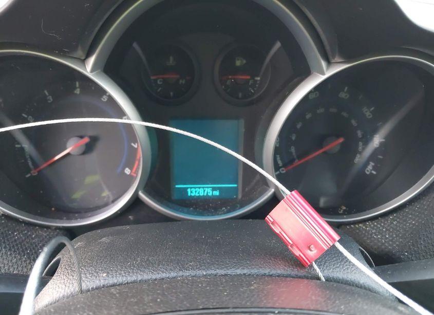 Photo 7 of 2013 Chevrolet Cruze 2LT AUTO (VIN 1G1PE5SB9D7293639)