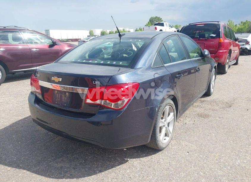 Photo 4 of 2014 Chevrolet Cruze 2LT AUTO (VIN 1G1PE5SB9E7132483)