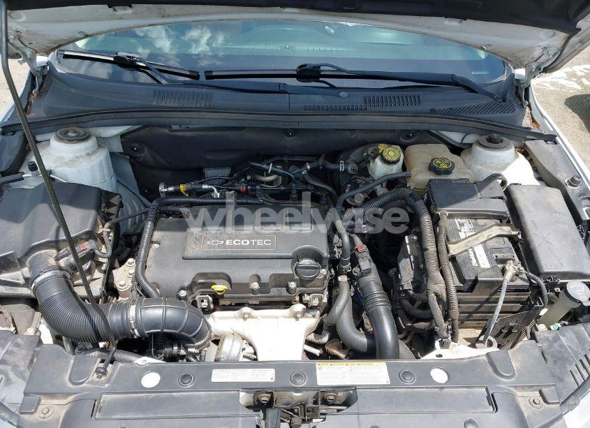 Photo 10 of 2014 Chevrolet Cruze 2LT AUTO (VIN 1G1PE5SB9E7212124)