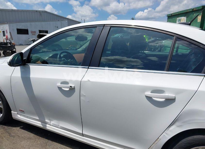 Photo 14 of 2014 Chevrolet Cruze 2LT AUTO (VIN 1G1PE5SB9E7212124)