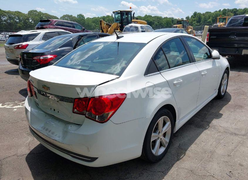 Photo 4 of 2014 Chevrolet Cruze 2LT AUTO (VIN 1G1PE5SB9E7212124)