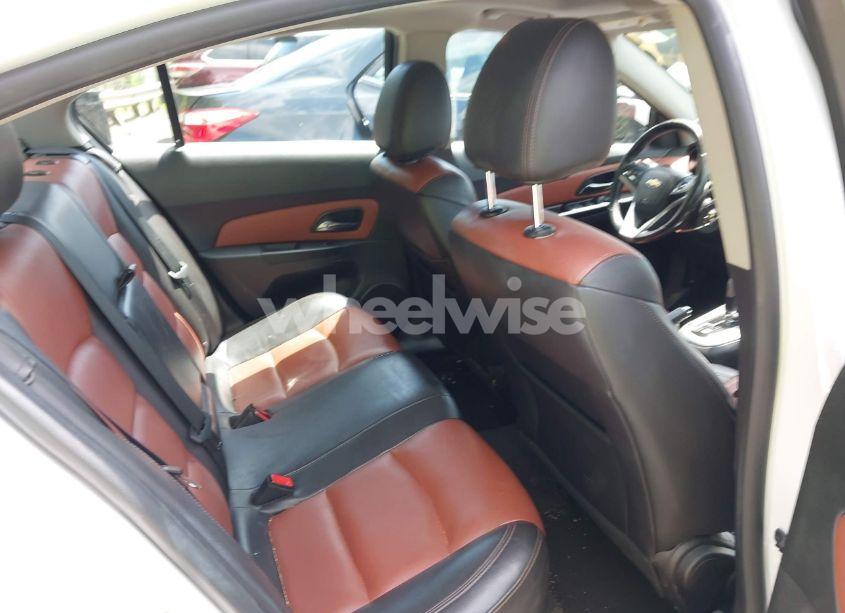 Photo 8 of 2014 Chevrolet Cruze 2LT AUTO (VIN 1G1PE5SB9E7212124)