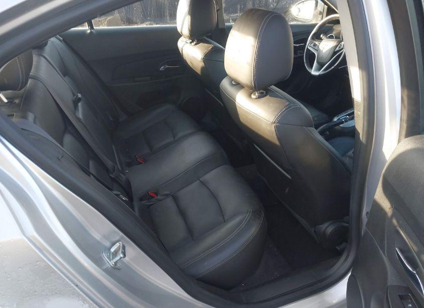 Photo 8 of 2014 Chevrolet Cruze 2LT AUTO (VIN 1G1PE5SB9E7289169)