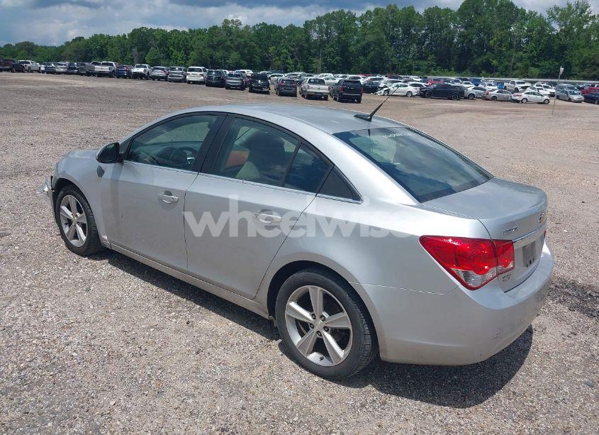 Photo 3 of 2014 Chevrolet Cruze 2LT AUTO (VIN 1G1PE5SB9E7304673)