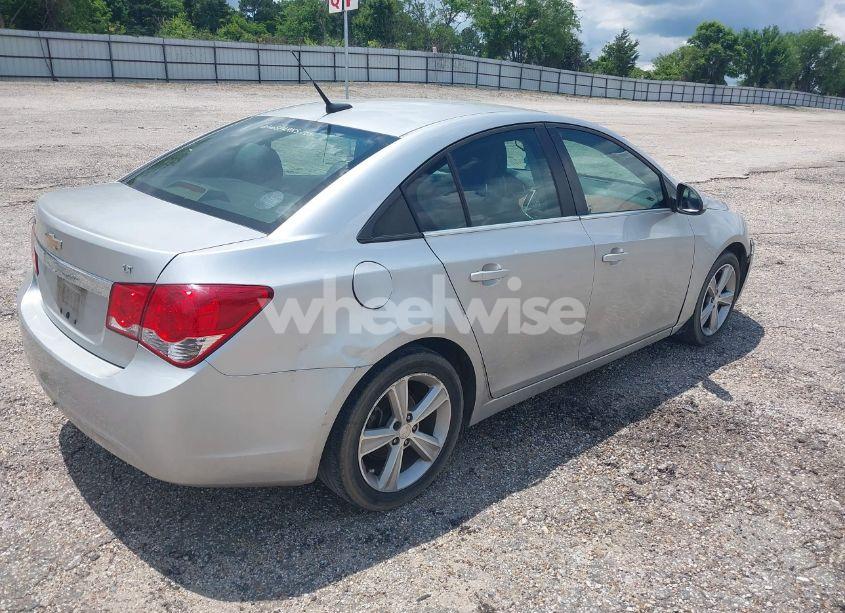 Photo 4 of 2014 Chevrolet Cruze 2LT AUTO (VIN 1G1PE5SB9E7304673)