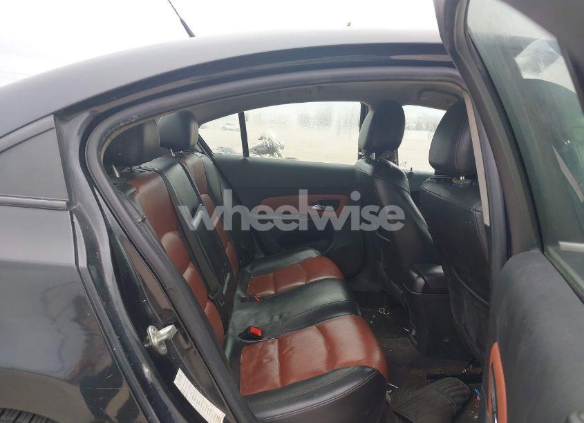 Photo 8 of 2014 Chevrolet Cruze 2LT AUTO (VIN 1G1PE5SB9E7339553)