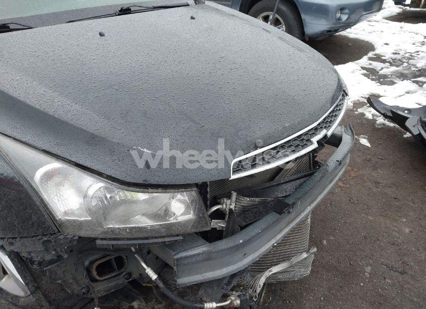 Photo 10 of 2014 Chevrolet Cruze 2LT AUTO (VIN 1G1PE5SB9E7343053)