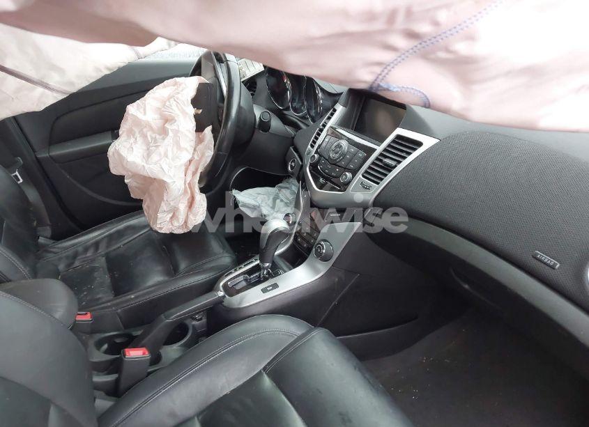 Photo 5 of 2014 Chevrolet Cruze 2LT AUTO (VIN 1G1PE5SB9E7343053)