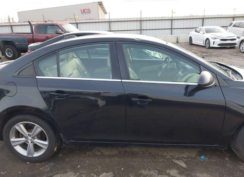 Photo 13 of 2015 Chevrolet Cruze 2LT AUTO (VIN 1G1PE5SB9F7167431)