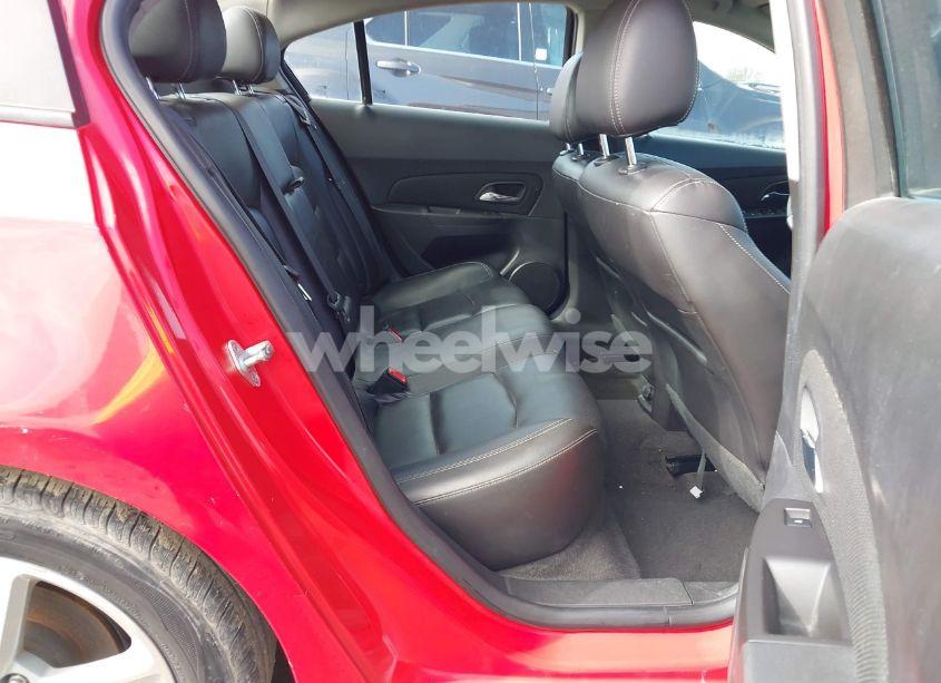 Photo 8 of 2015 Chevrolet Cruze 2LT AUTO (VIN 1G1PE5SB9F7188957)