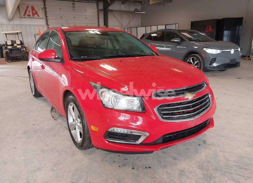 2015 Chevrolet Cruze 2LT AUTO (VIN 1G1PE5SB9F7204011) main photo