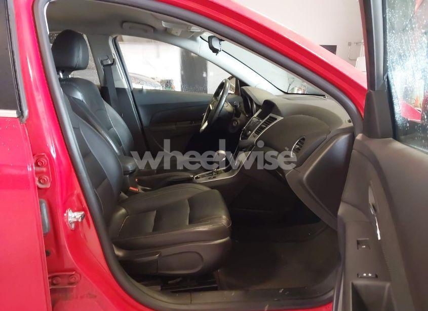 Photo 5 of 2015 Chevrolet Cruze 2LT AUTO (VIN 1G1PE5SB9F7204011)