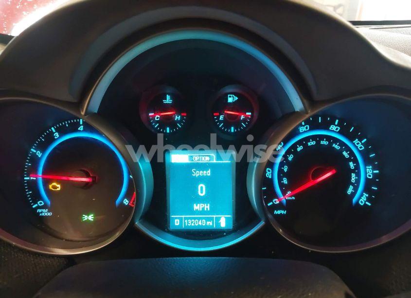 Photo 7 of 2015 Chevrolet Cruze 2LT AUTO (VIN 1G1PE5SB9F7204011)