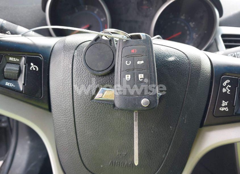 Photo 11 of 2015 Chevrolet Cruze 2LT AUTO (VIN 1G1PE5SB9F7233931)