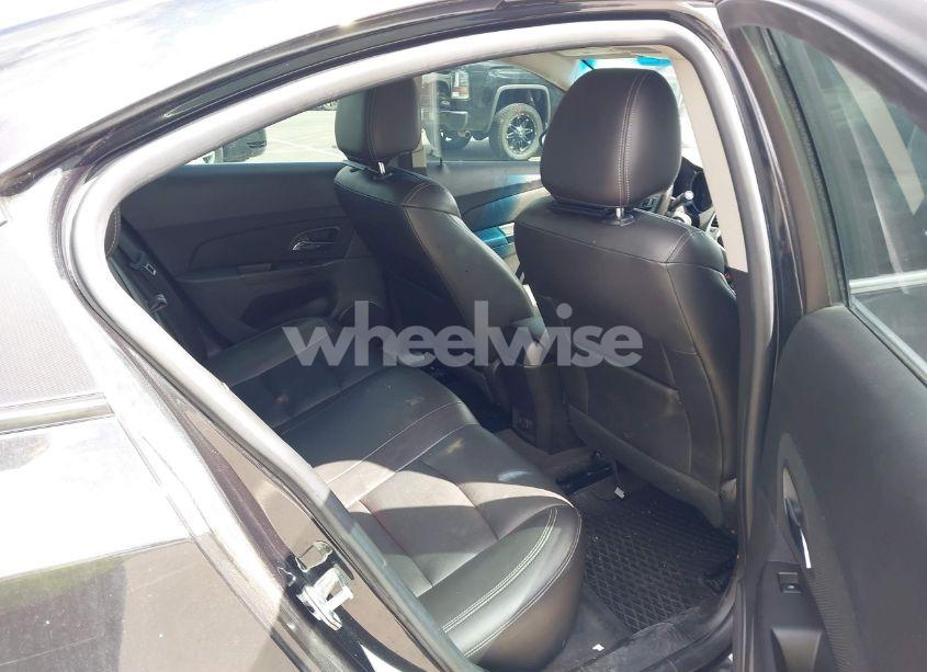 Photo 8 of 2015 Chevrolet Cruze 2LT AUTO (VIN 1G1PE5SB9F7233931)