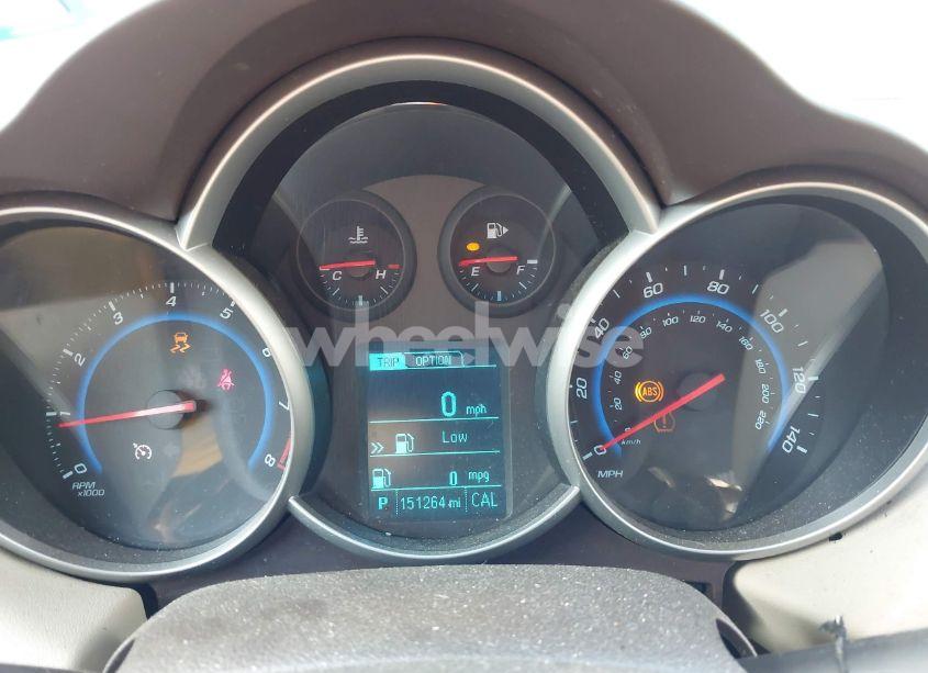 Photo 7 of 2015 Chevrolet Cruze 2LT AUTO (VIN 1G1PE5SB9F7276505)