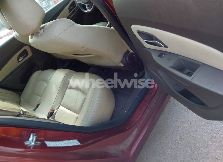 Photo 8 of 2015 Chevrolet Cruze 2LT AUTO (VIN 1G1PE5SB9F7276505)