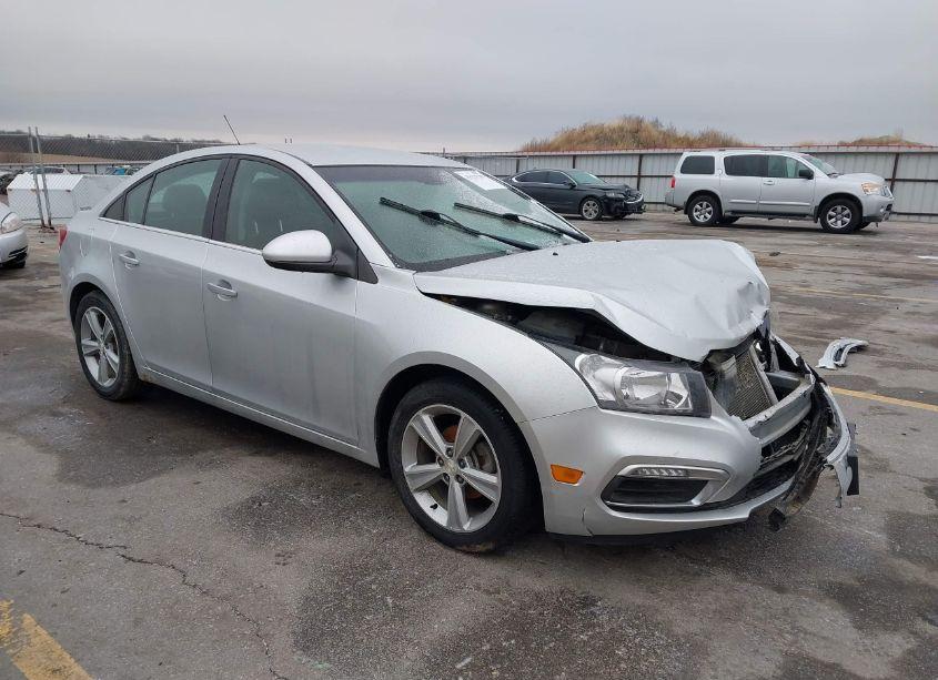 2015 Chevrolet Cruze 2LT AUTO (VIN 1G1PE5SB9F7296561) main photo