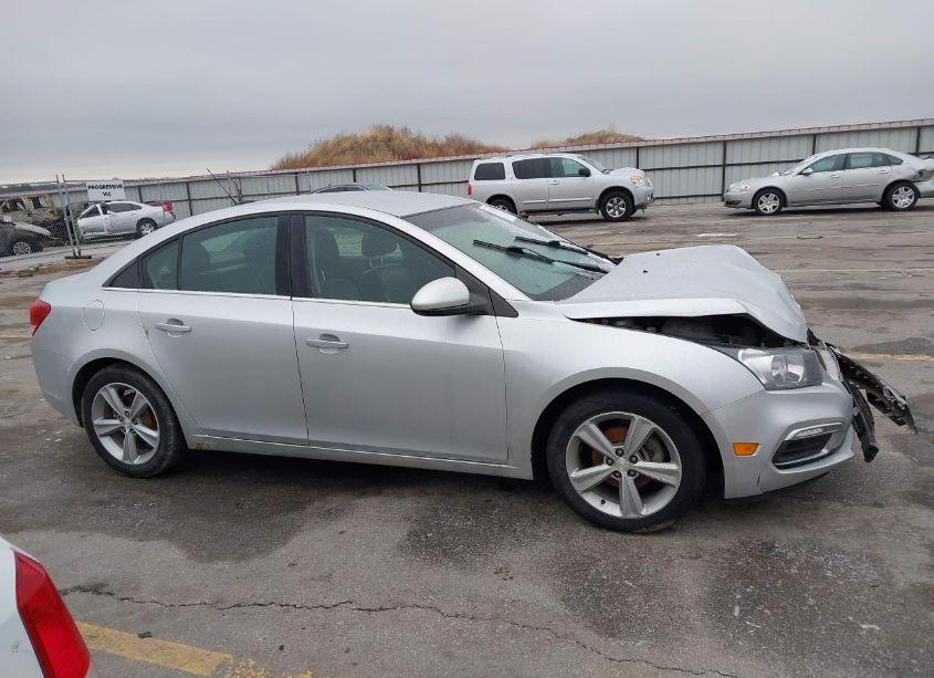 Photo 13 of 2015 Chevrolet Cruze 2LT AUTO (VIN 1G1PE5SB9F7296561)