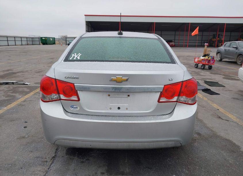 Photo 16 of 2015 Chevrolet Cruze 2LT AUTO (VIN 1G1PE5SB9F7296561)