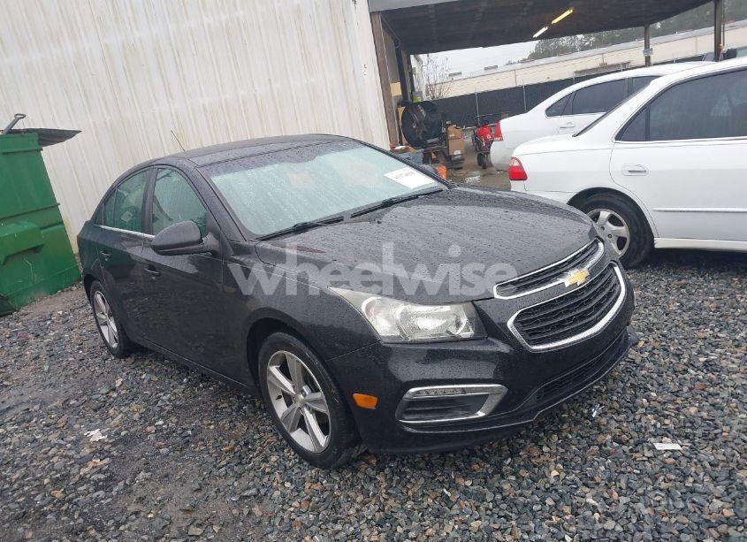 2015 Chevrolet Cruze 2LT AUTO (VIN 1G1PE5SB9F7297533) main photo