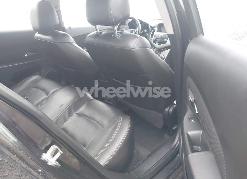 Photo 8 of 2015 Chevrolet Cruze 2LT AUTO (VIN 1G1PE5SB9F7297533)