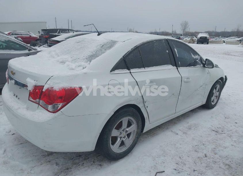 Photo 4 of 2016 Chevrolet Cruze LIMITED 1LT AUTO (VIN 1G1PE5SB9G7113306)