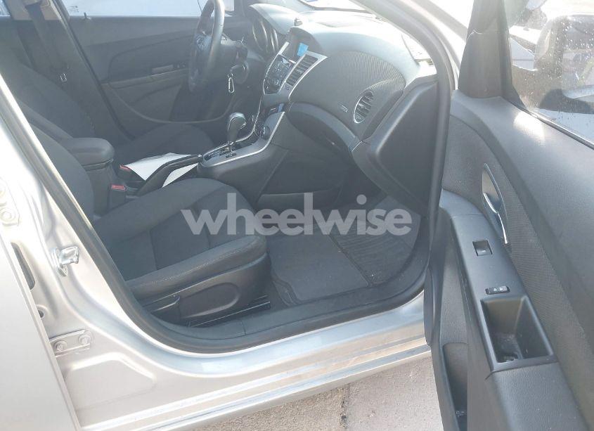 Photo 5 of 2016 Chevrolet Cruze LIMITED 1LT AUTO (VIN 1G1PE5SB9G7127139)