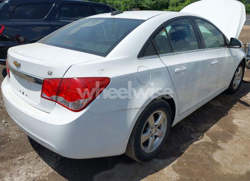 Photo 4 of 2016 Chevrolet Cruze LIMITED 1LT AUTO (VIN 1G1PE5SB9G7188572)