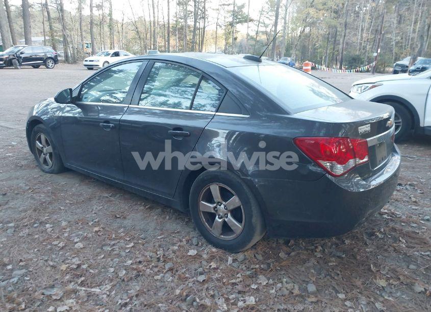 Photo 3 of 2016 Chevrolet Cruze LIMITED 1LT AUTO (VIN 1G1PE5SB9G7200946)