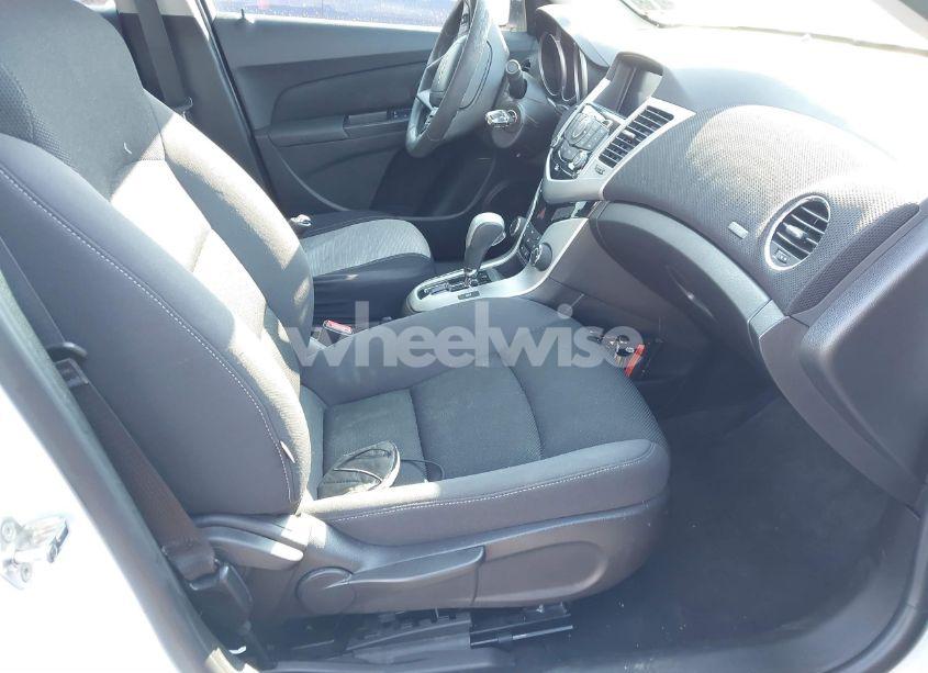 Photo 5 of 2016 Chevrolet Cruze LIMITED 1LT AUTO (VIN 1G1PE5SB9G7223451)