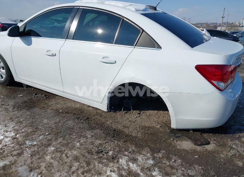 Photo 6 of 2016 Chevrolet Cruze LIMITED 1LT AUTO (VIN 1G1PE5SB9G7223451)
