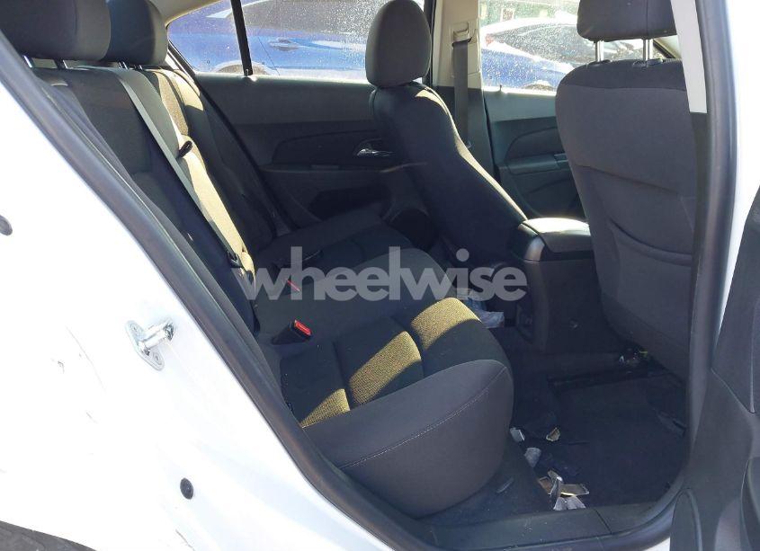 Photo 8 of 2016 Chevrolet Cruze LIMITED 1LT AUTO (VIN 1G1PE5SB9G7223451)