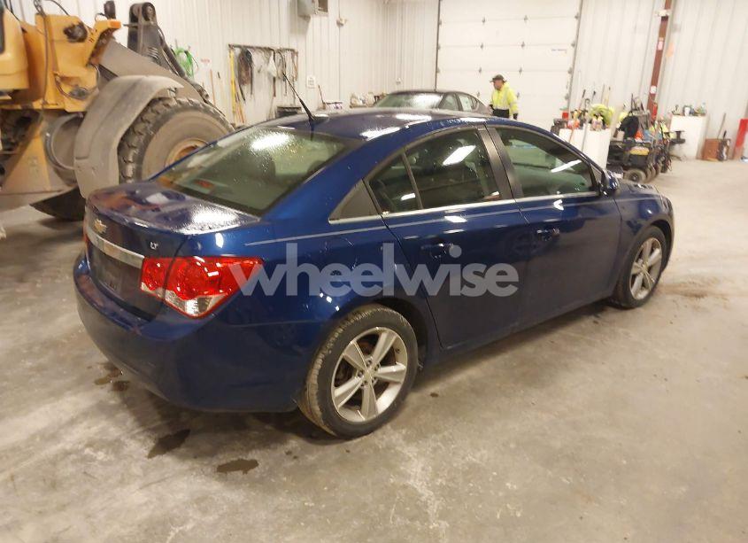 Photo 4 of 2013 Chevrolet Cruze 2LT AUTO (VIN 1G1PE5SBXD7123001)