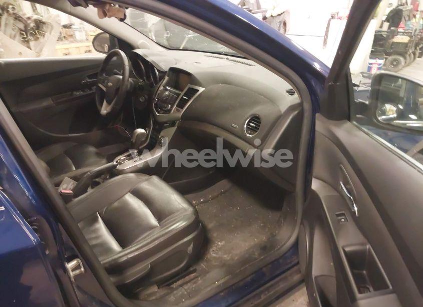 Photo 5 of 2013 Chevrolet Cruze 2LT AUTO (VIN 1G1PE5SBXD7123001)