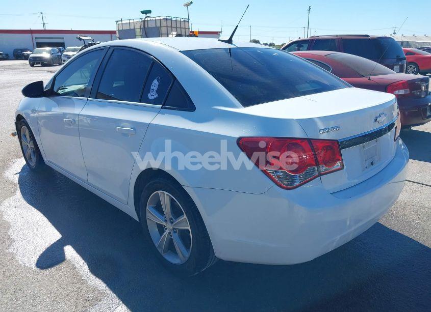 Photo 3 of 2013 Chevrolet Cruze 2LT AUTO (VIN 1G1PE5SBXD7127436)