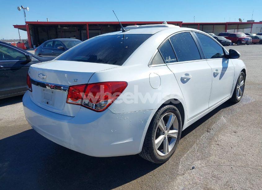 Photo 4 of 2013 Chevrolet Cruze 2LT AUTO (VIN 1G1PE5SBXD7127436)