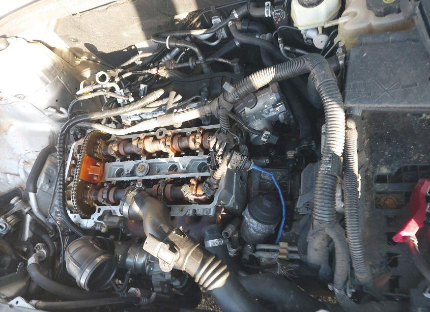 Photo 6 of 2013 Chevrolet Cruze 2LT AUTO (VIN 1G1PE5SBXD7142244)