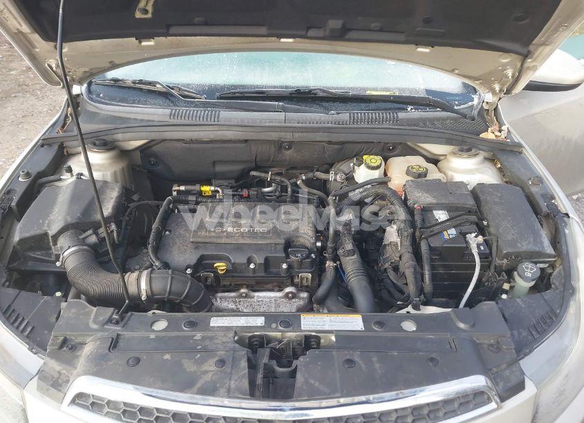 Photo 10 of 2013 Chevrolet Cruze 2LT AUTO (VIN 1G1PE5SBXD7144639)