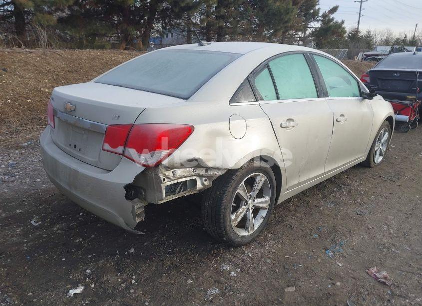 Photo 4 of 2013 Chevrolet Cruze 2LT AUTO (VIN 1G1PE5SBXD7144639)