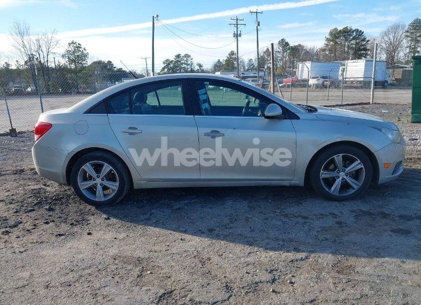 Photo 13 of 2013 Chevrolet Cruze 2LT AUTO (VIN 1G1PE5SBXD7178077)