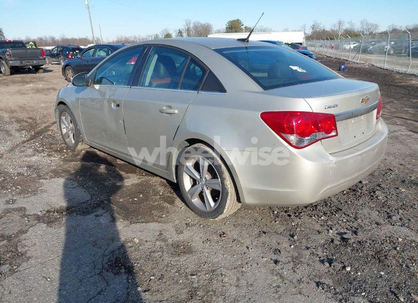 Photo 3 of 2013 Chevrolet Cruze 2LT AUTO (VIN 1G1PE5SBXD7178077)
