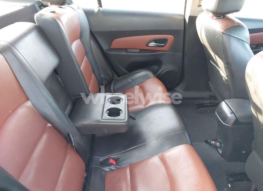 Photo 8 of 2013 Chevrolet Cruze 2LT AUTO (VIN 1G1PE5SBXD7178077)